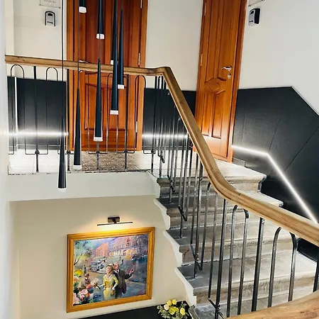 Brivibas - Stones, Free Privat Parking, Free Wifi, Self Check-in 아파트