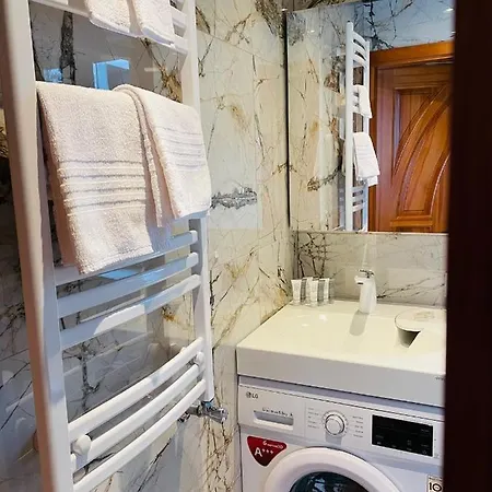 Brivibas - Stones, Free Privat Parking, Free Wifi, Self Check-in شقة ريغا