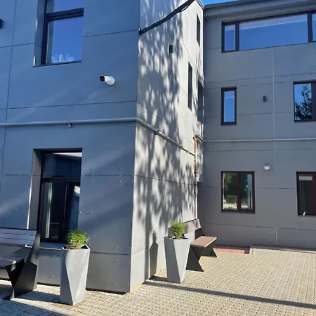 Brivibas - Stones, Free Privat Parking, Free Wifi, Self Check-in Apartment