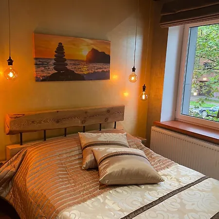 Brivibas - Stones, Free Privat Parking, Free Wifi, Self Check-in Apartment *
