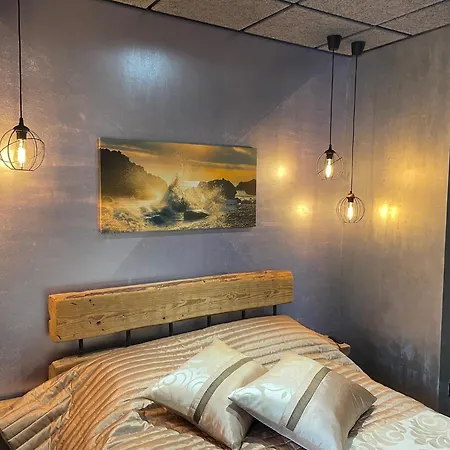 Brivibas - Stones, Free Privat Parking, Free Wifi, Self Check-in ريغا