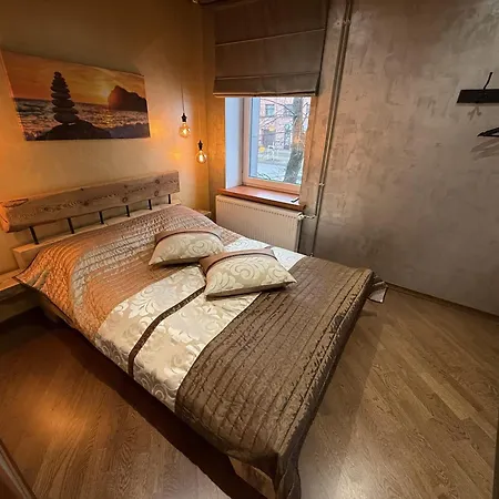 Brivibas - Stones, Free Privat Parking, Free Wifi, Self Check-in Appartement