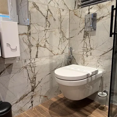 Brivibas - Stones, Free Private Parking, Free Wifi, Self Check-in Апартаменти Рига