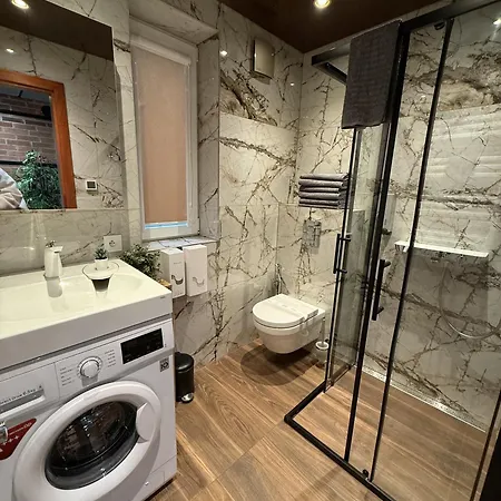 Brivibas - Stones, Free Private Parking, Free Wifi, Self Check-in * Рига