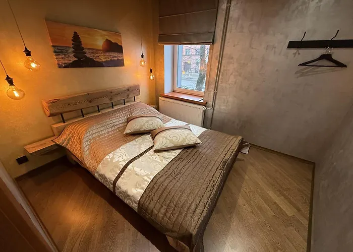 Brivibas - Stones, Free Privat Parking, Free Wifi, Self Check-in Dzīvoklis